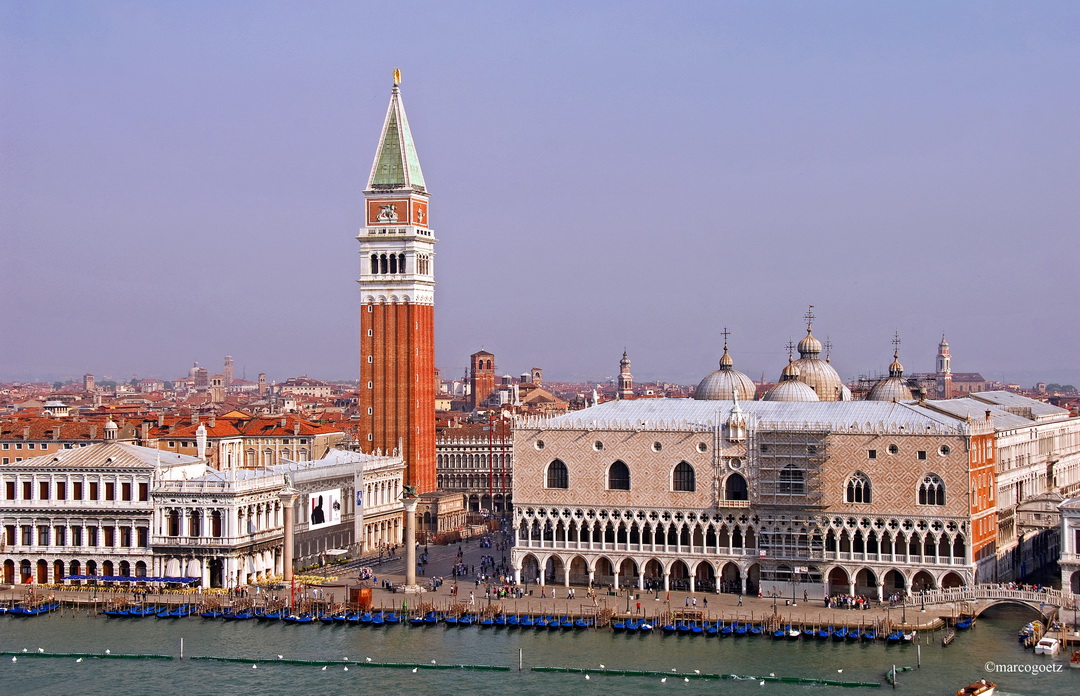 PIAZZA SAN MARCO VENEDIG ITALIEN 3 